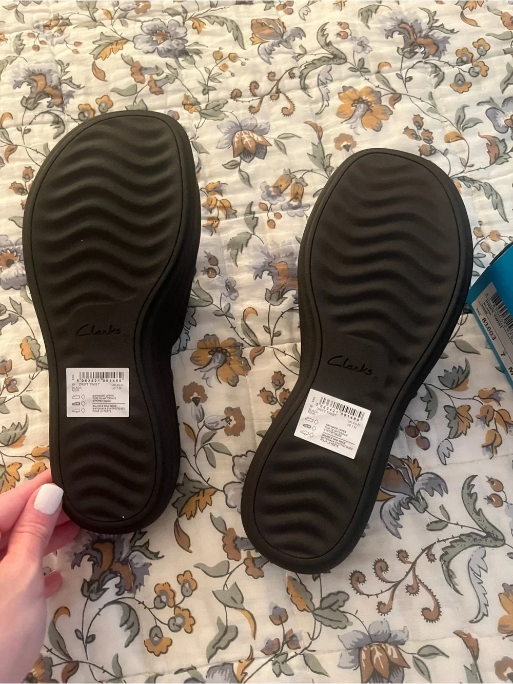 Cloudsteppers by Clarks comfortable black